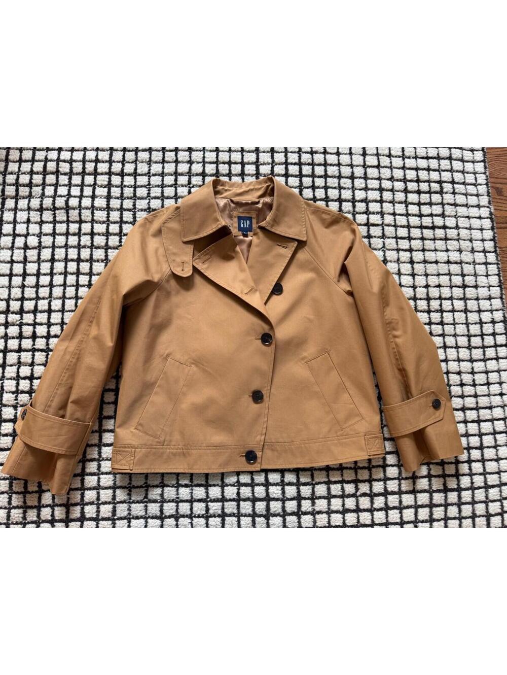EUC GAP Short Trench Coat Jacket Tan Brown Rain Repellent Women's size Small